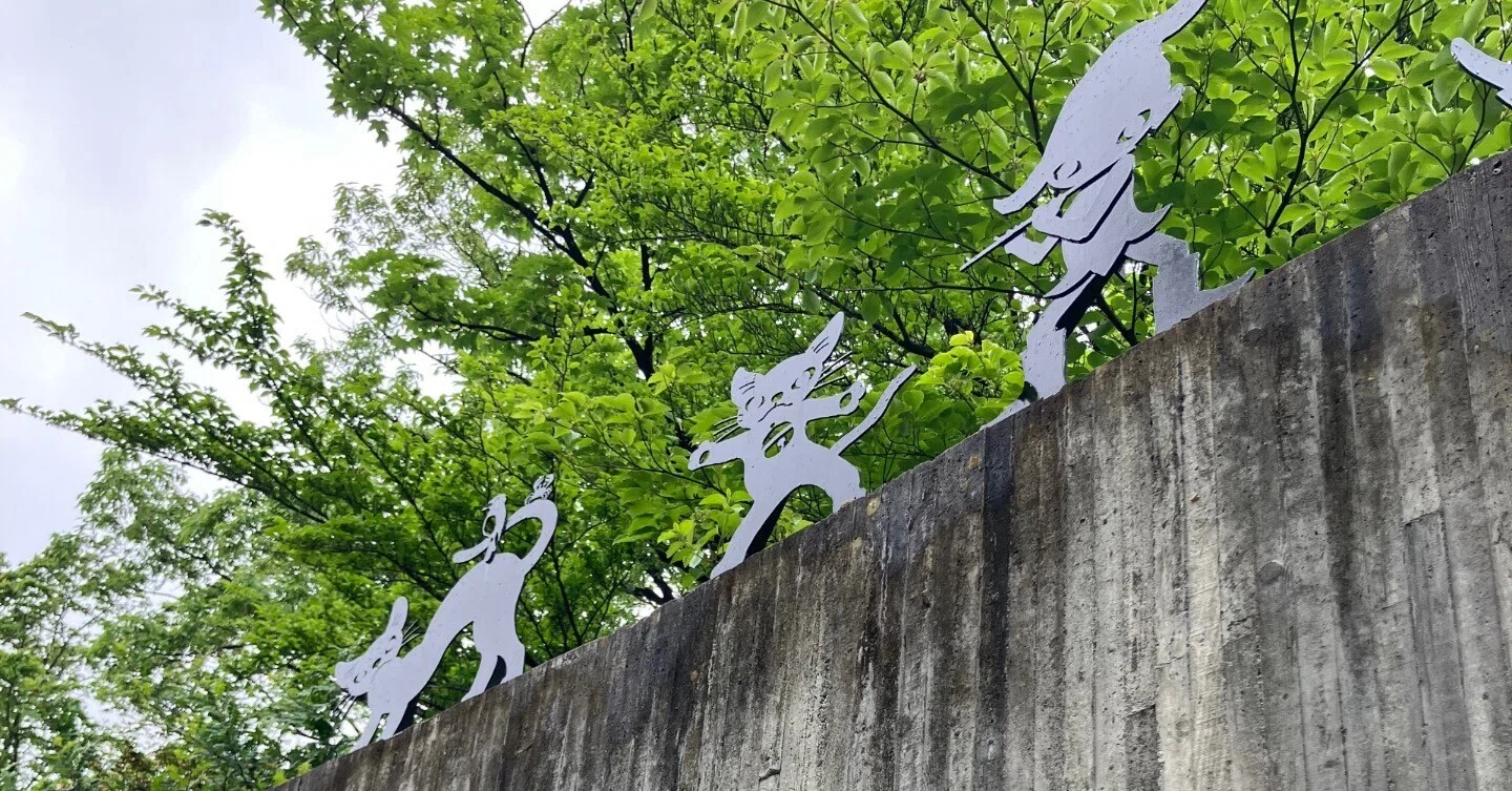 雨の那須高原②藤城清治美術館｜みどり