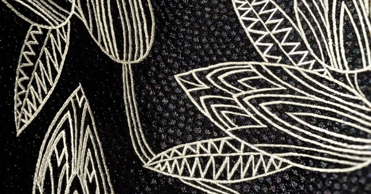 五代目日記】新しい職人による刺繍帯｜金唐革織｜senpukuya5