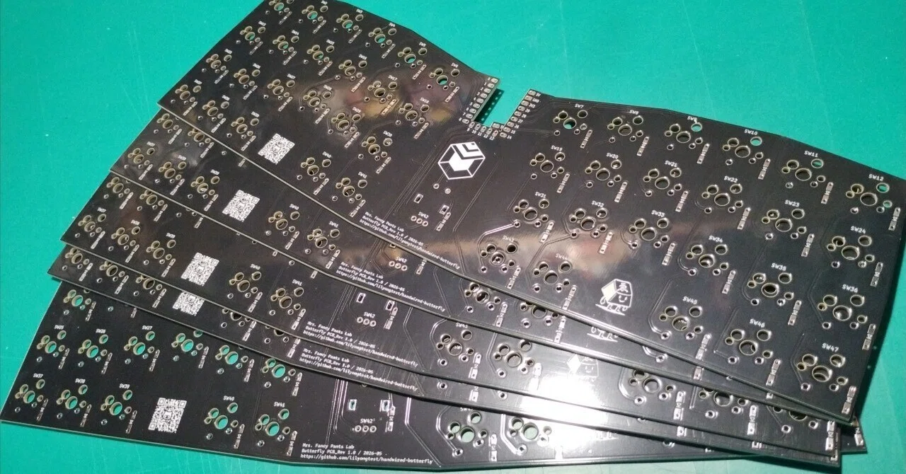 自作キーボード】美しい鏡面グロス。PCBWayから届いた「butterfly