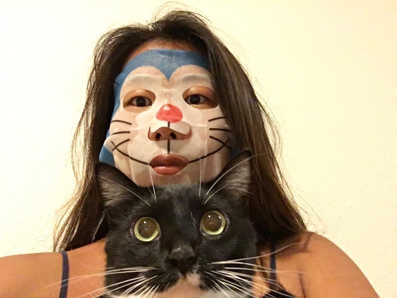 ドラえもんパックでネコたちとセルフィーをとる Aki ハワイネコブログのひと Note ドラえもんパックでネコたちとセルフィーをとる Aki ハワイネコブログのひと Note