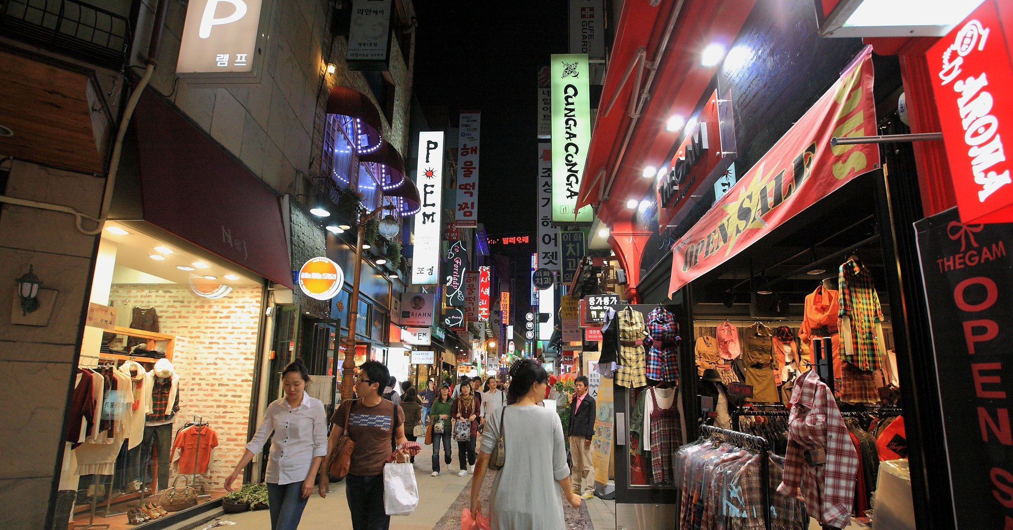 ソウル明洞の夜景 Zenpaku Note ソウル明洞の夜景 Zenpaku Note