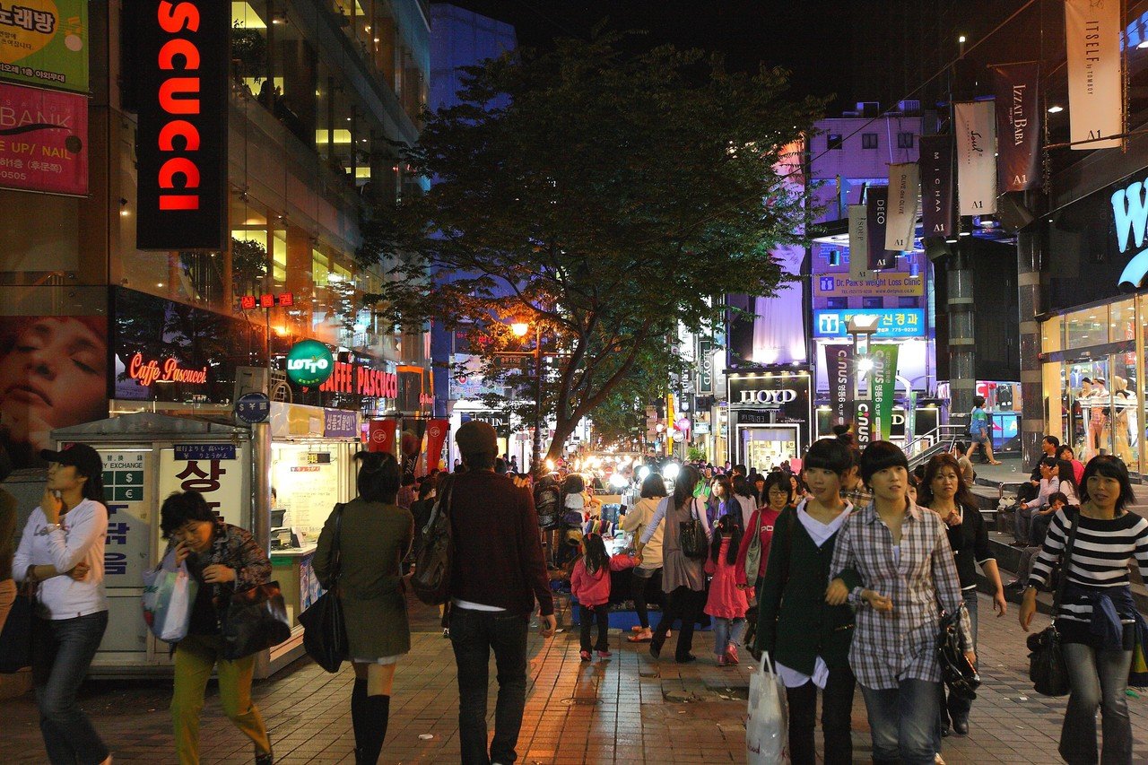 ソウル明洞の夜景 Zenpaku Note ソウル明洞の夜景 Zenpaku Note