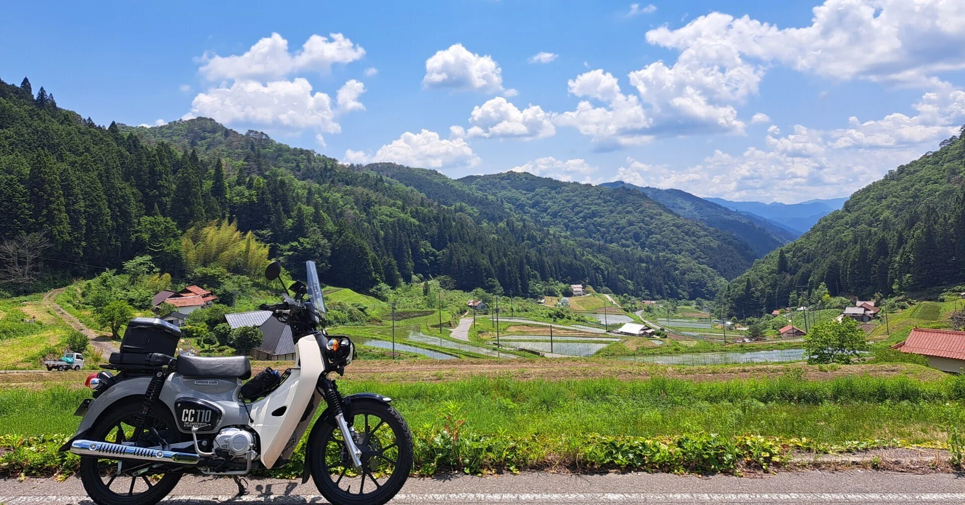 水田の青空リフレクションと新緑ツーリング｜Jun＠バイクのある生活