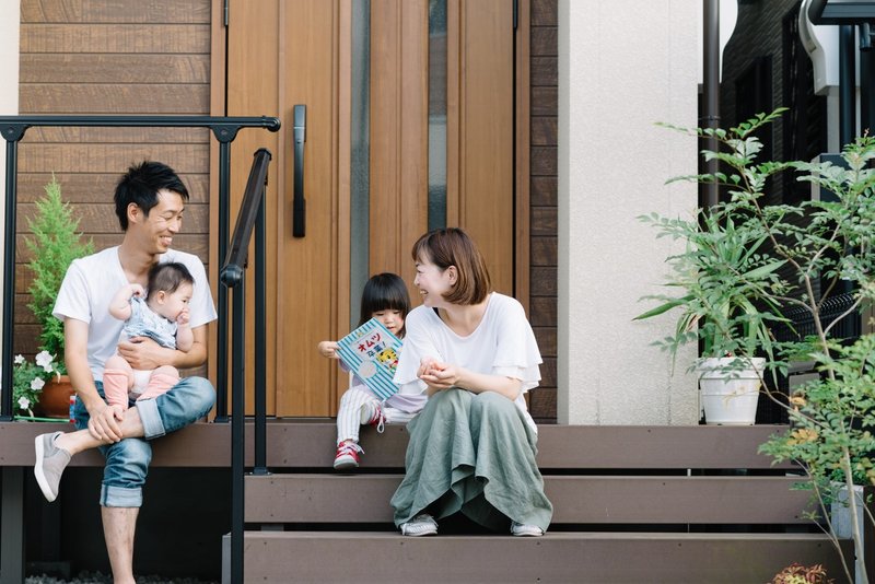 Canva - 日本　子供　赤ちゃん　家族　Japanese kids baby family  - コピー
