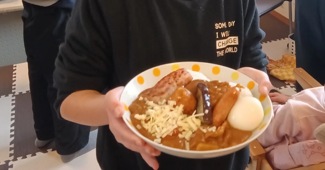 卒業生リクエスト！手作りカレーライス｜めだかのSNS?