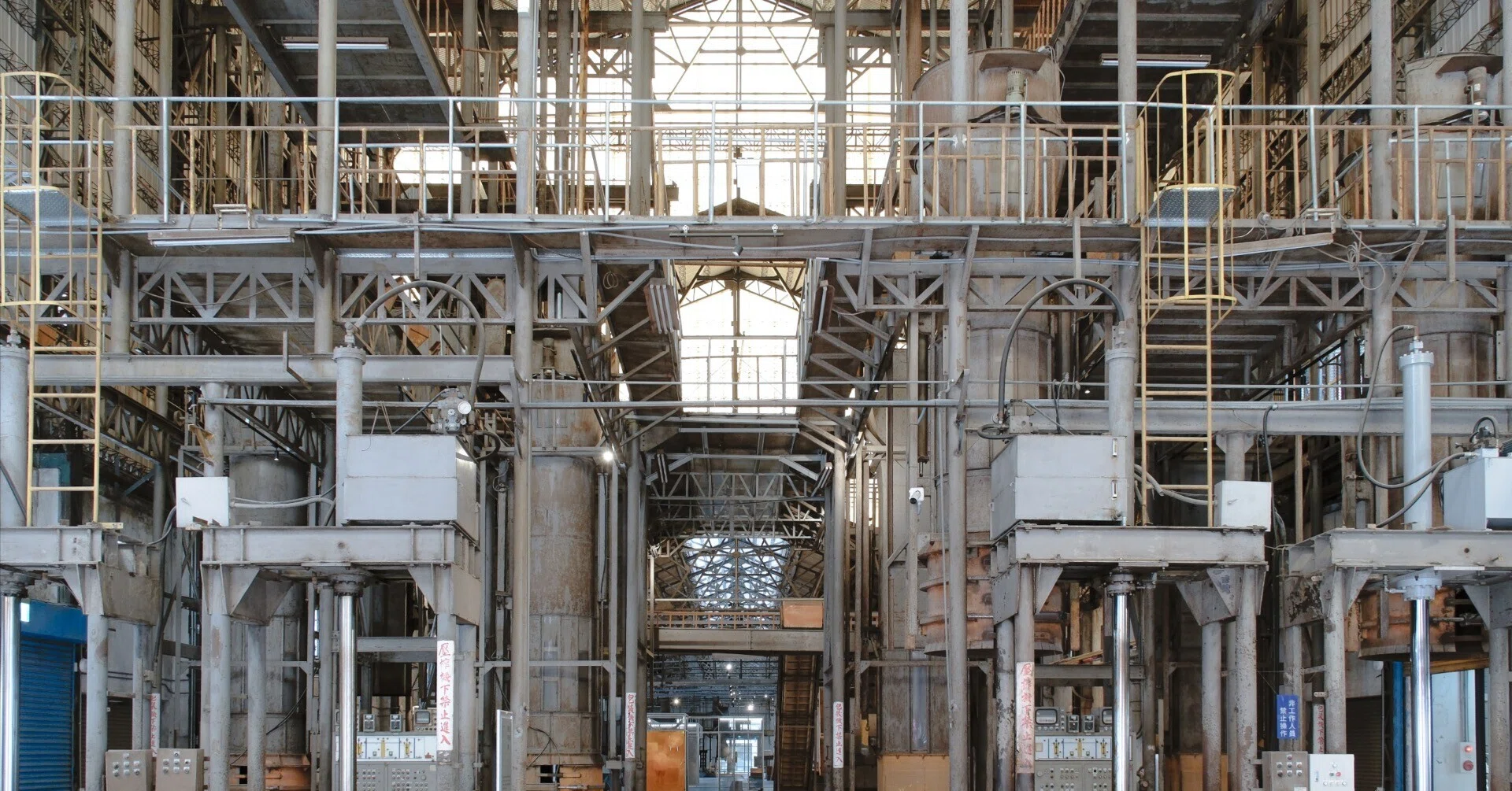 70【建築探訪】たばこ工場からアートの拠点へ｜屏菸1936文化基地（屏東
