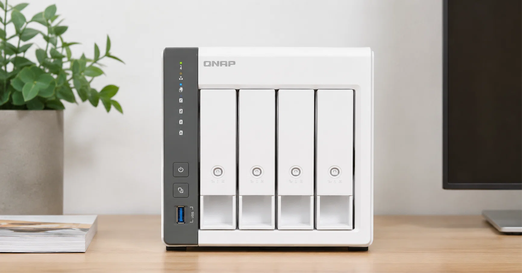 QNAP TS-433が77,091円で4ベイNASの安心感──データを自分で守る時代 