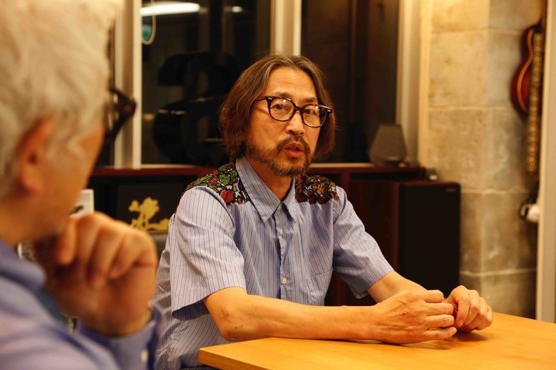 逆境を乗り越えて 替えの効かない美容師になろう 山下浩二 西本昇司 横手康浩 女性モード社 美容師向け専門出版社 逆境を乗り越えて 替えの効かない美容師になろう 山下浩二 西本昇司 横手康浩 女性モード社 美容師向け専門出版社