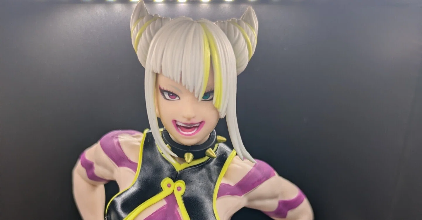 一番くじ ストリートファイター6 B賞 ジュリちゃんのフィギュアを見て