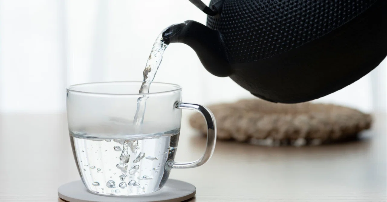 「水を15分沸騰させれば万能」の誤解。古典が教える、飲むだけで薬になる『煮詰め方』のサイエンス｜Traditional Ayurveda ー ...