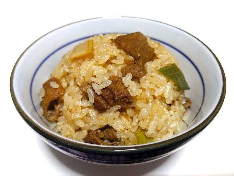 Cooking Takikomi Gohan with Hormone Nabe｜松岡