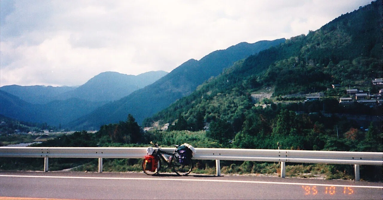 1995年自転車の旅｜07｜謎の酷道「錦峠」と銚子川の青い淵｜江口 敬