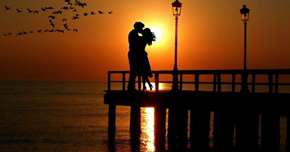 運命の人との出会い方 3択タロット占い 06 13 屋敷ユリナ 大人の秘密の恋占い Note