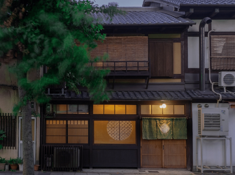 渡り鳥のように。夫婦で営む京町家コテージkarigane｜偏愛、わたしの 