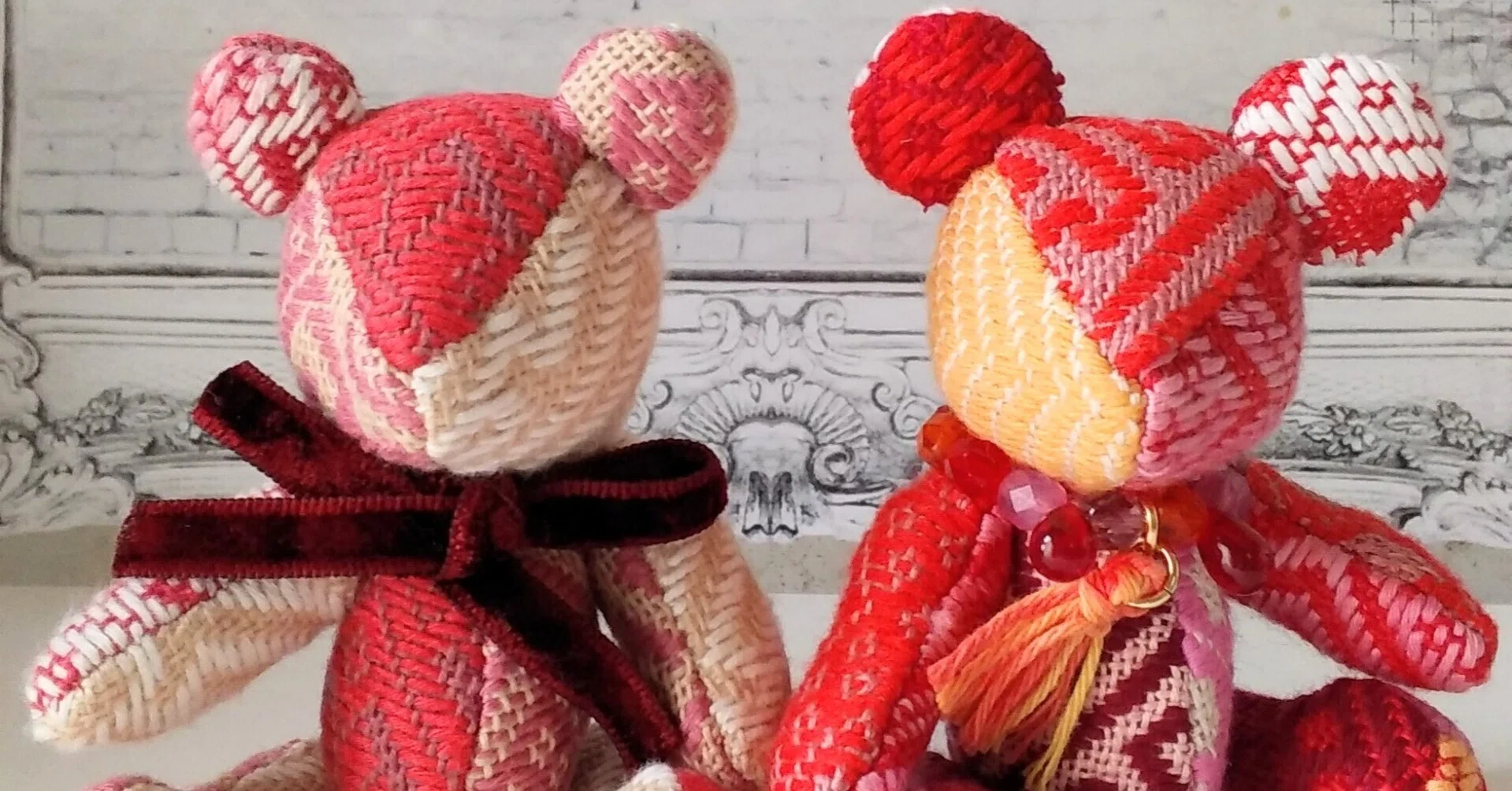Zero Waste Day. Kogin-zashi bears made from fabric scraps.｜こひろ