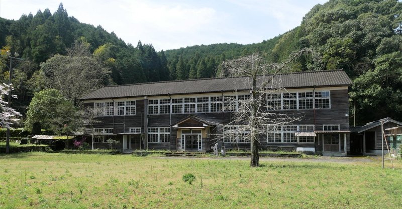 女島小学校