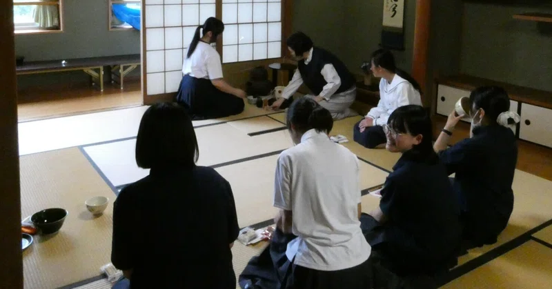【海南大成】茶道部の活動にお邪魔しました
