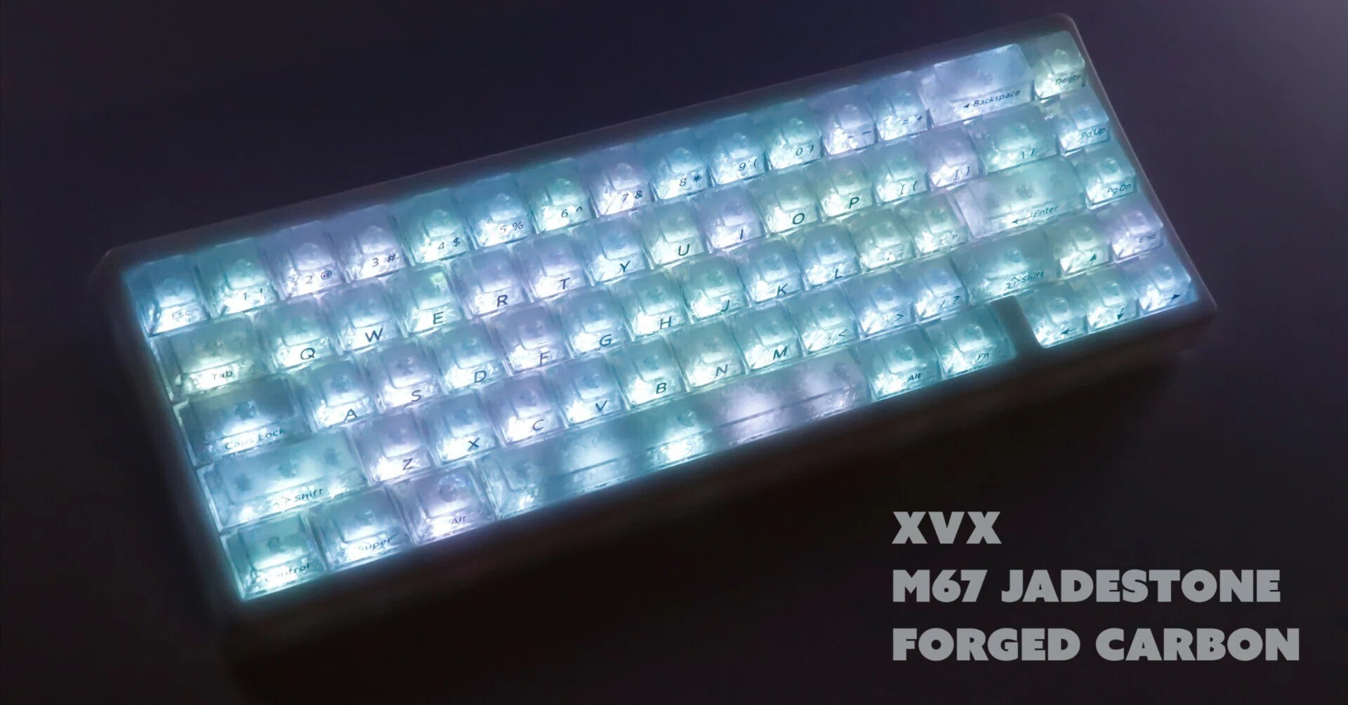 レビュー】XVX M67 JadeStone Forged Carbon 打ち心地と光を楽しむ