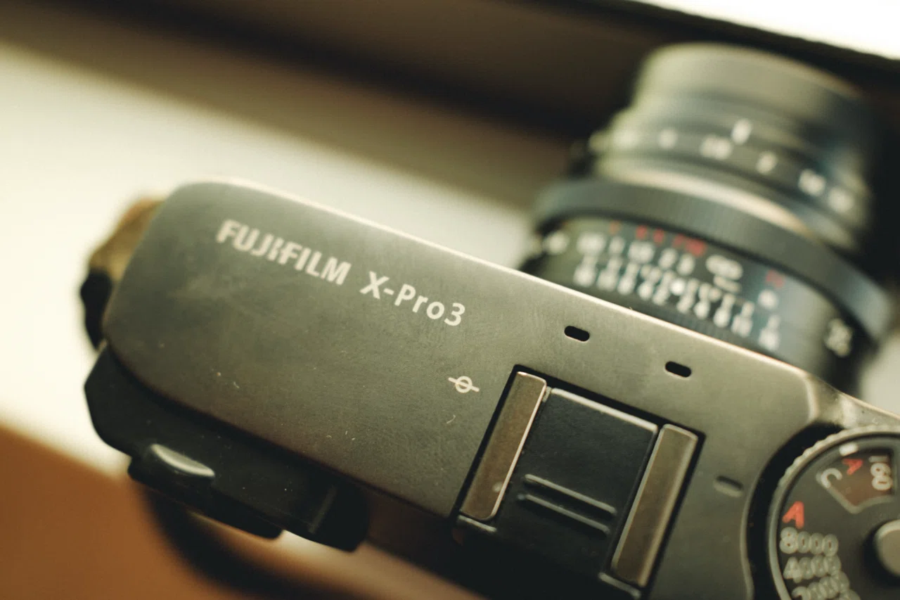 最もフィルムカメラに近く、ロマンに忠実なカメラ/X-Pro3 ｜gasuku1993