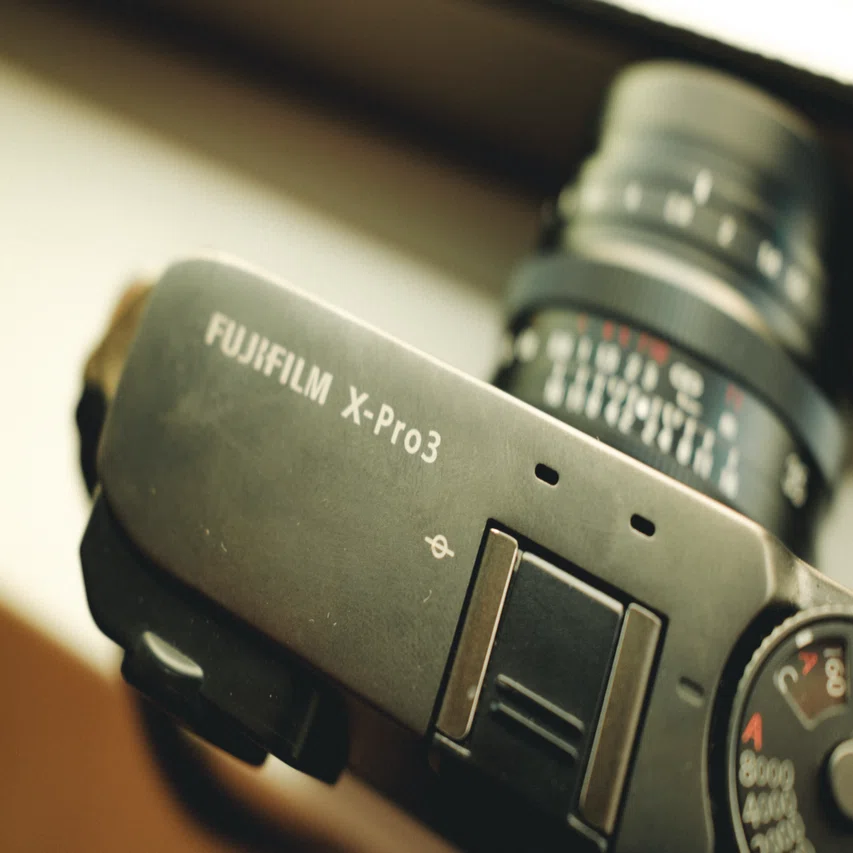 最もフィルムカメラに近く、ロマンに忠実なカメラ/X-Pro3 ｜gasuku1993