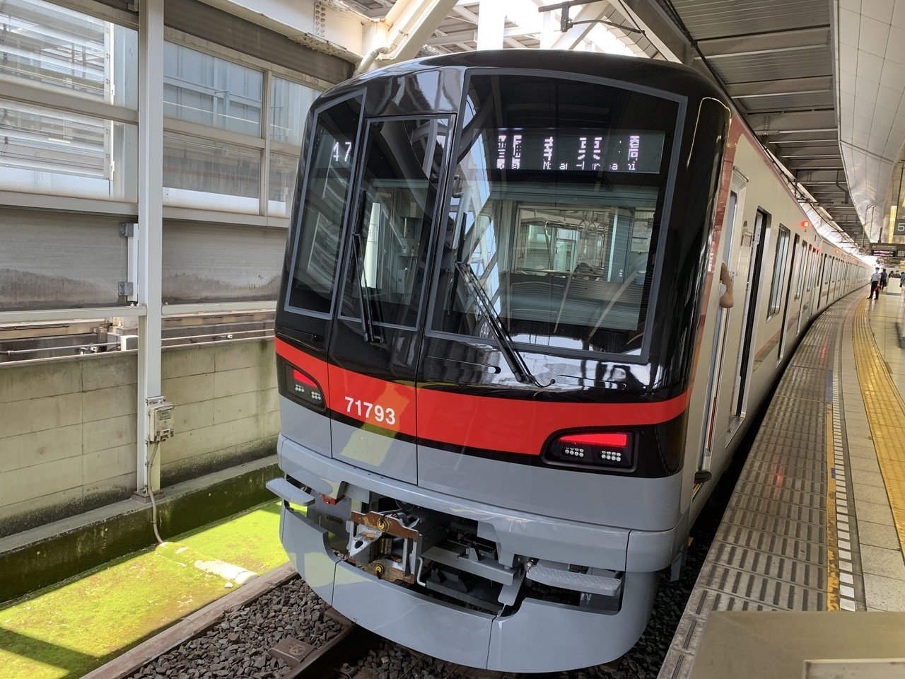 東武70090型に乗ってきた！「THライナー」使用車両｜桐ケ谷淳一