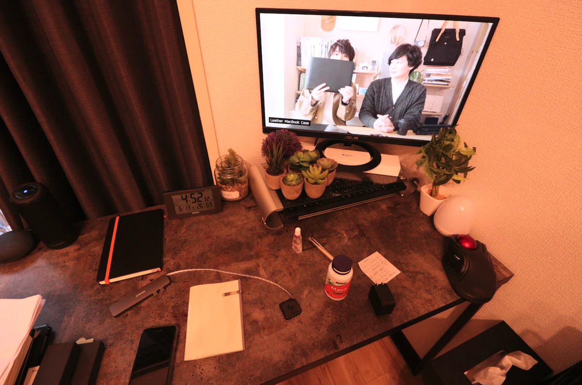 The Aesthetics of Subtraction: Making Your Desk Beautiful｜しょうBlog
