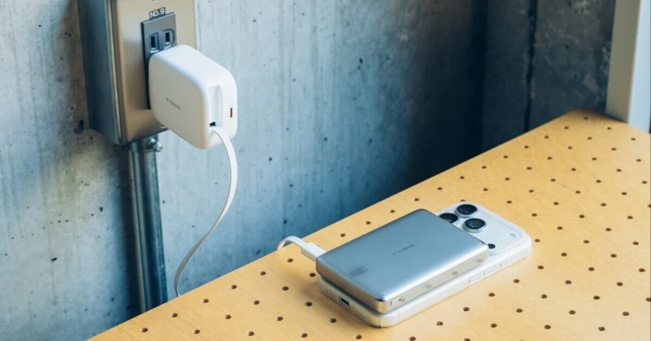 発火が怖い」を卒業した僕が、半固体電池のモバイルバッテリーに
