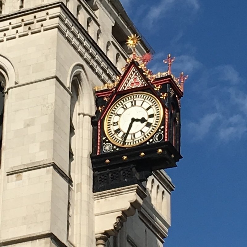 ロンドンの街で素敵な時計 探してみたよ Chiori London Note ロンドンの街で素敵な時計 探してみたよ Chiori London Note