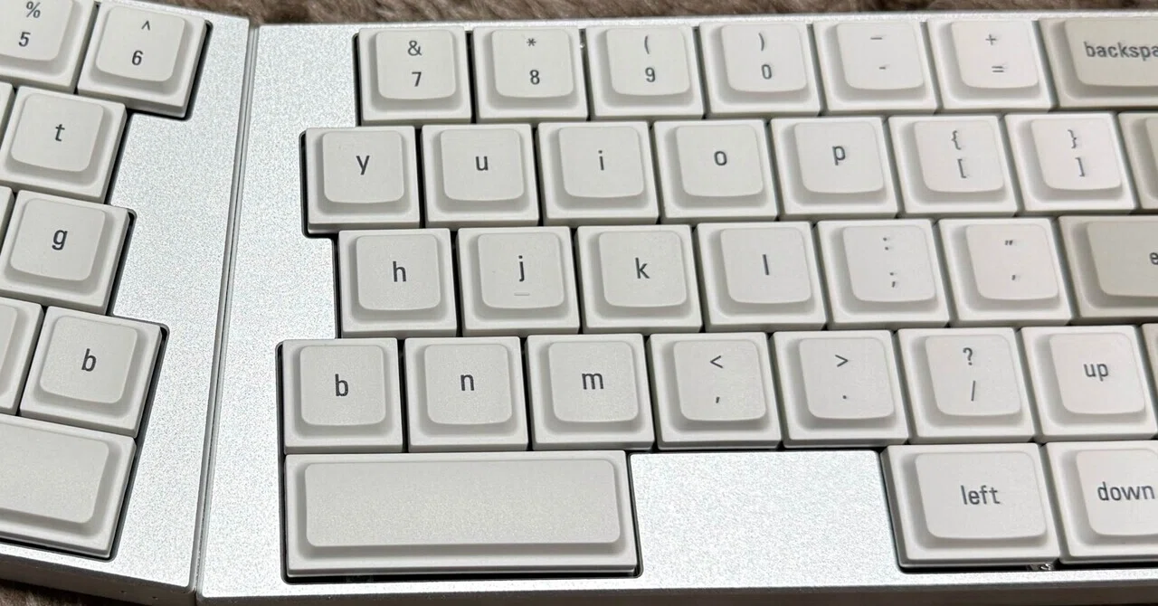 祝】 Elimkeys Elytra 【分割キーボード2機種目】｜御子柴 流歌