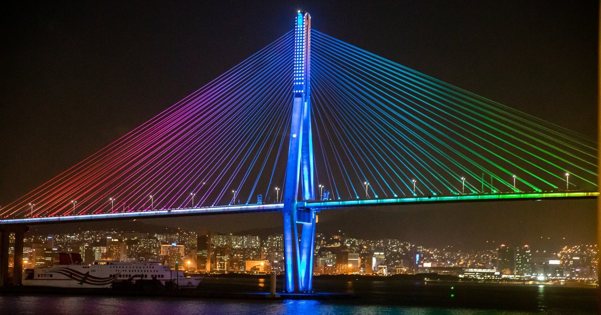 韓国 釜山港の夜景 Zenpaku Note 韓国 釜山港の夜景 Zenpaku Note