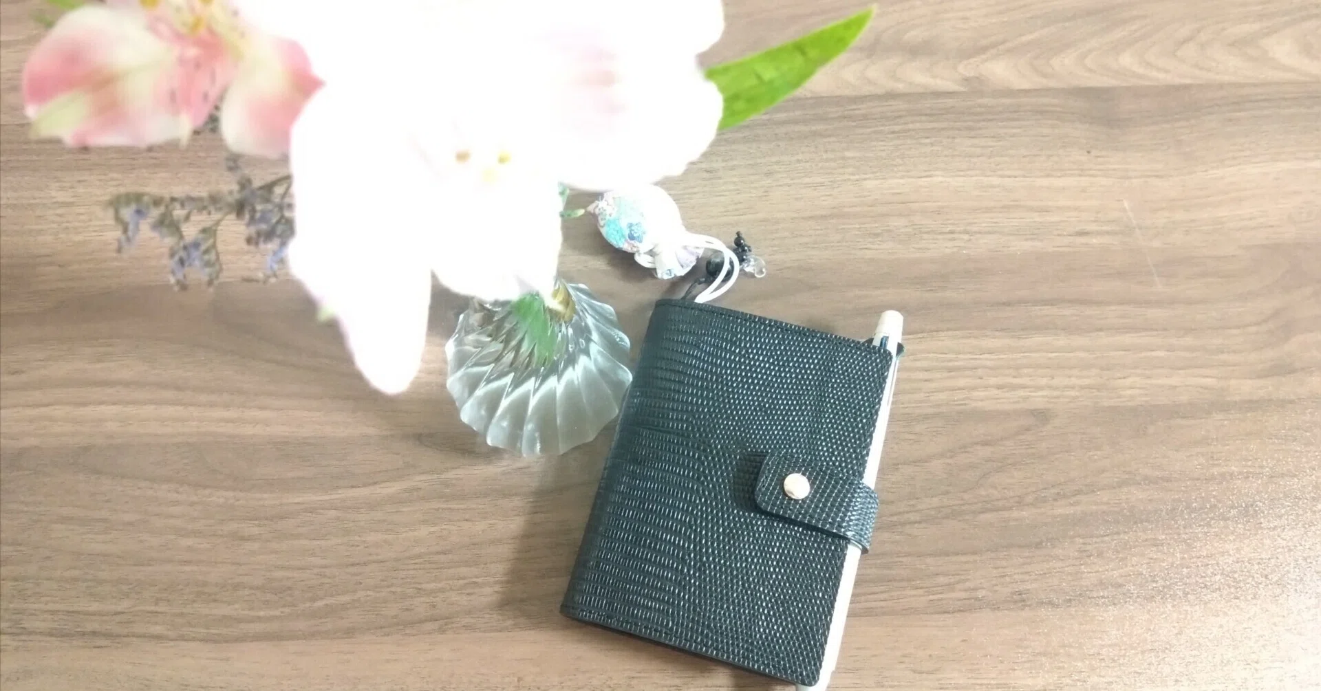 専用✳︎シンデレラアクアマリン　ご相談 ロロマジュエル アクアマリンが気になります｜和井