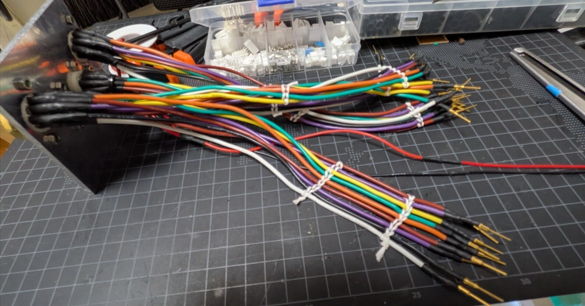 自作真空管アンプ メタリック仕上げ 通電確認のみ オーディオは見た目から！Mxintoshテイストな真空管アンプを製作する