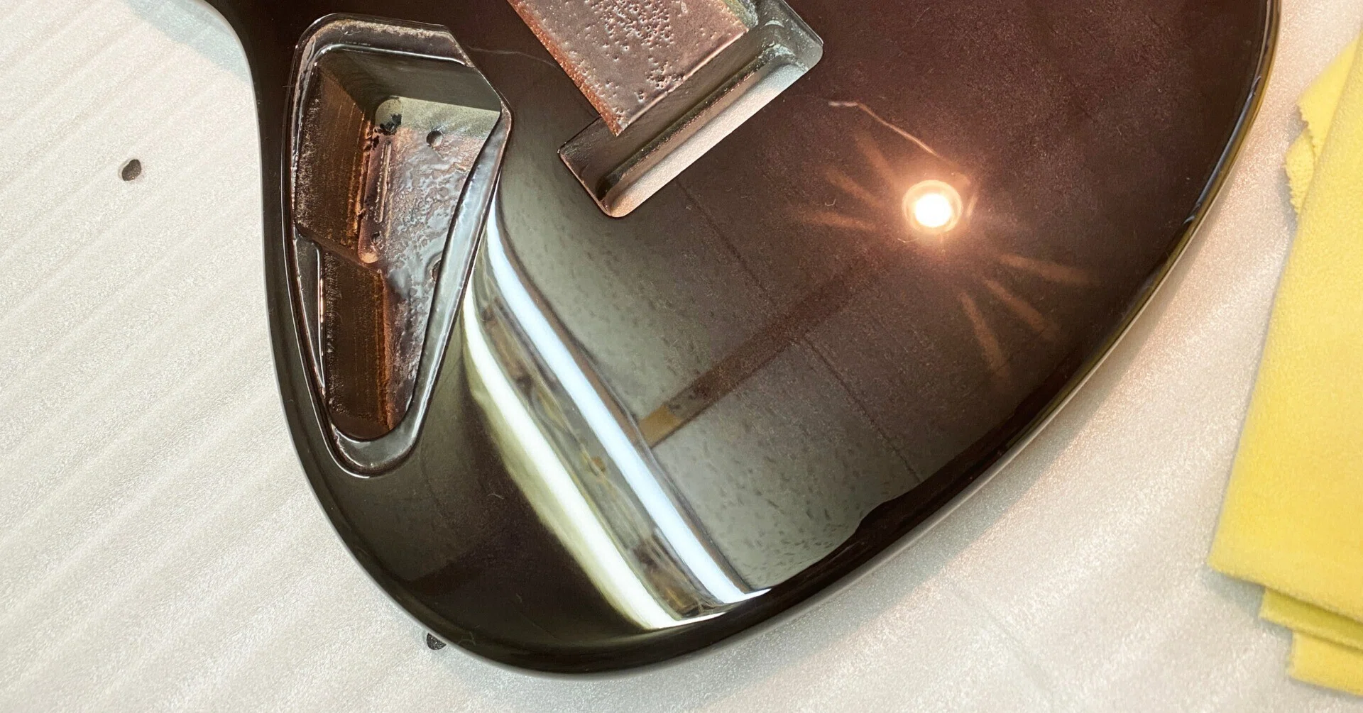 塗装仕上げの話｜Freedom Custom Guitar Research Co. Ltd.
