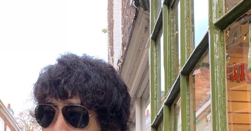 イギリスでパーマあてたろ思たら角刈りになって帰ってきた話 Jarratt Hall Life Note イギリスでパーマあてたろ思たら角刈りになって帰ってきた話 Jarratt Hall Life Note
