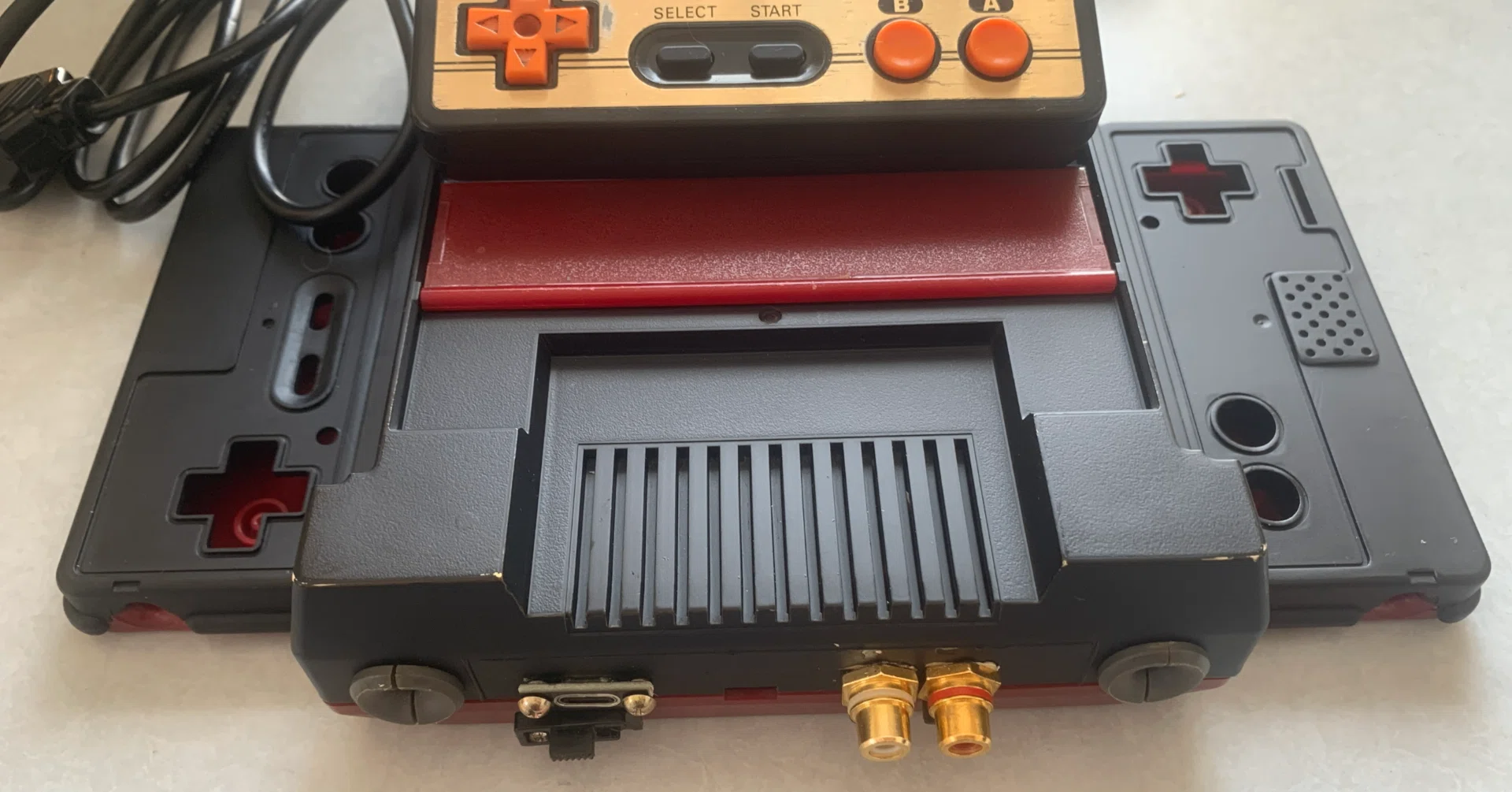 赤白ファミコンのAV化について｜レモバ