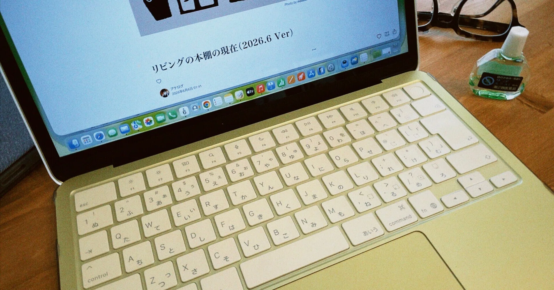 MacBook Neoを2ヶ月使用しての軽い雑感｜アケログ