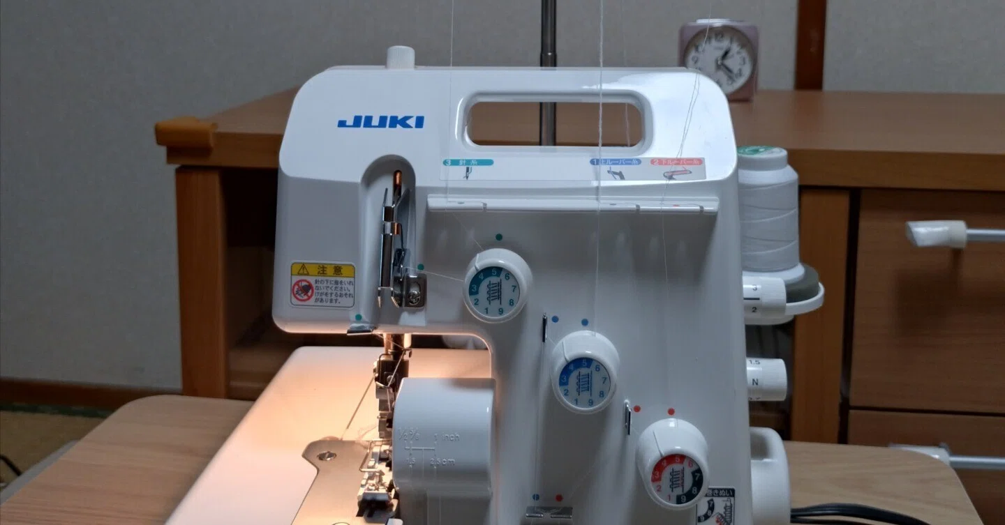 ロックミシンがやってきた！｜かぼちゃ