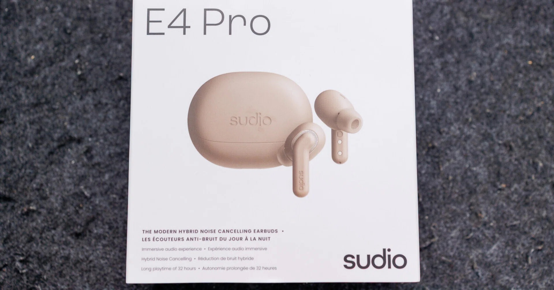 sudio E4 Pro 一度使用 実機レビュー】Sudio E4 Proが日常を至高に変える。北欧デザインと圧倒