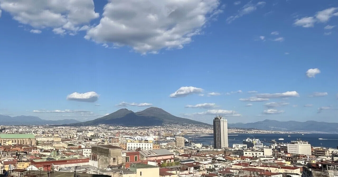 マリオと旅するイタリア［1日目-4］ナポリを見て死ね！坂の向こうの
