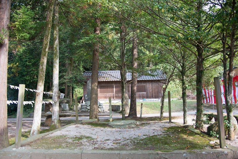 揖屋神社境内