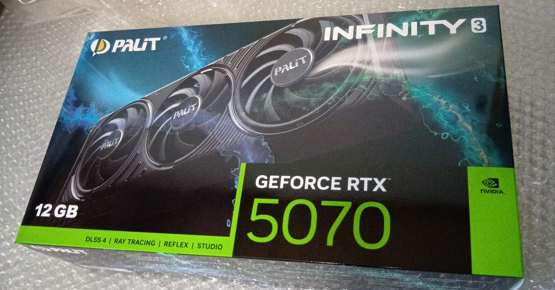 新品未開封】【最安値】GeForce RTX 5070 3年保証 PCパーツ スマホ