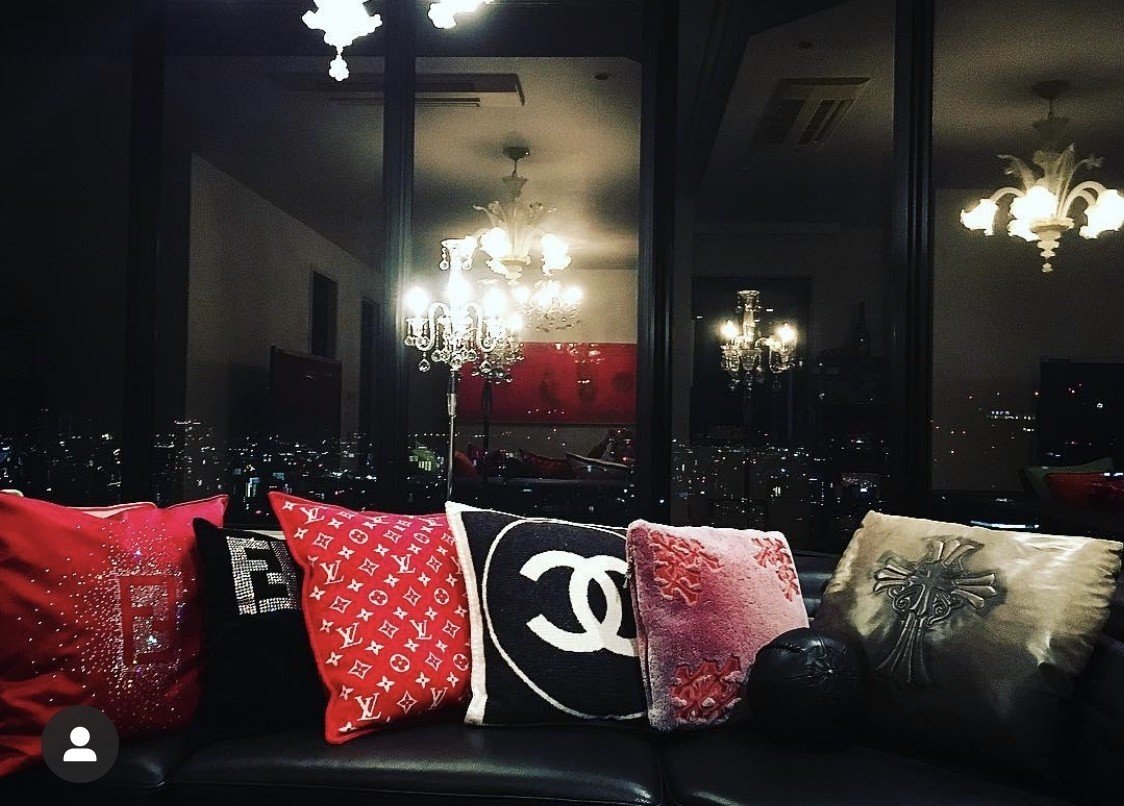 何かを得るためには何かを捨てる必要がある 成功した人生を歩むために捨てるべきもの5選 春木 開 Note 何かを得るためには何かを捨てる必要がある 成功した人生を歩むために捨てるべきもの5選 春木 開 Note