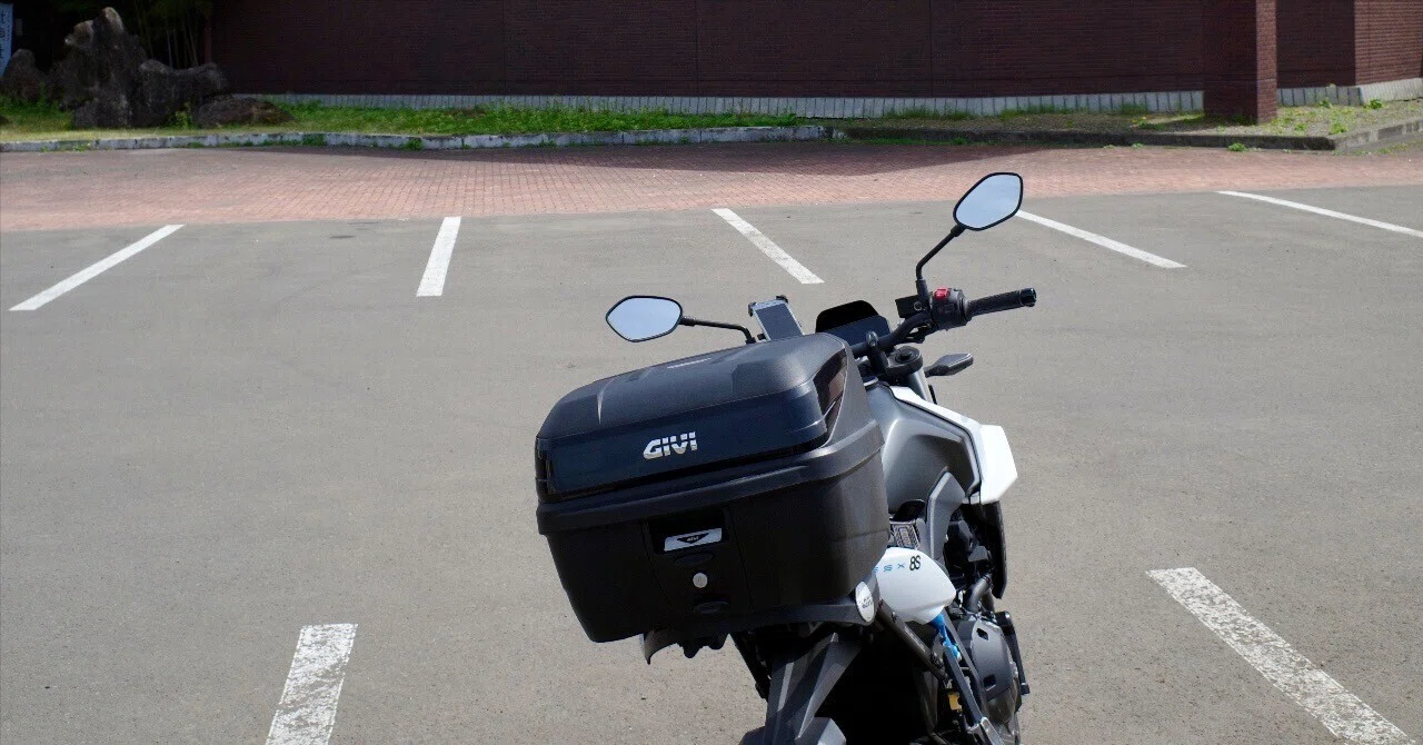 スズキのバイクでGIVIのワンキー化 GIVI トップケースのHONDAワンキー化 |