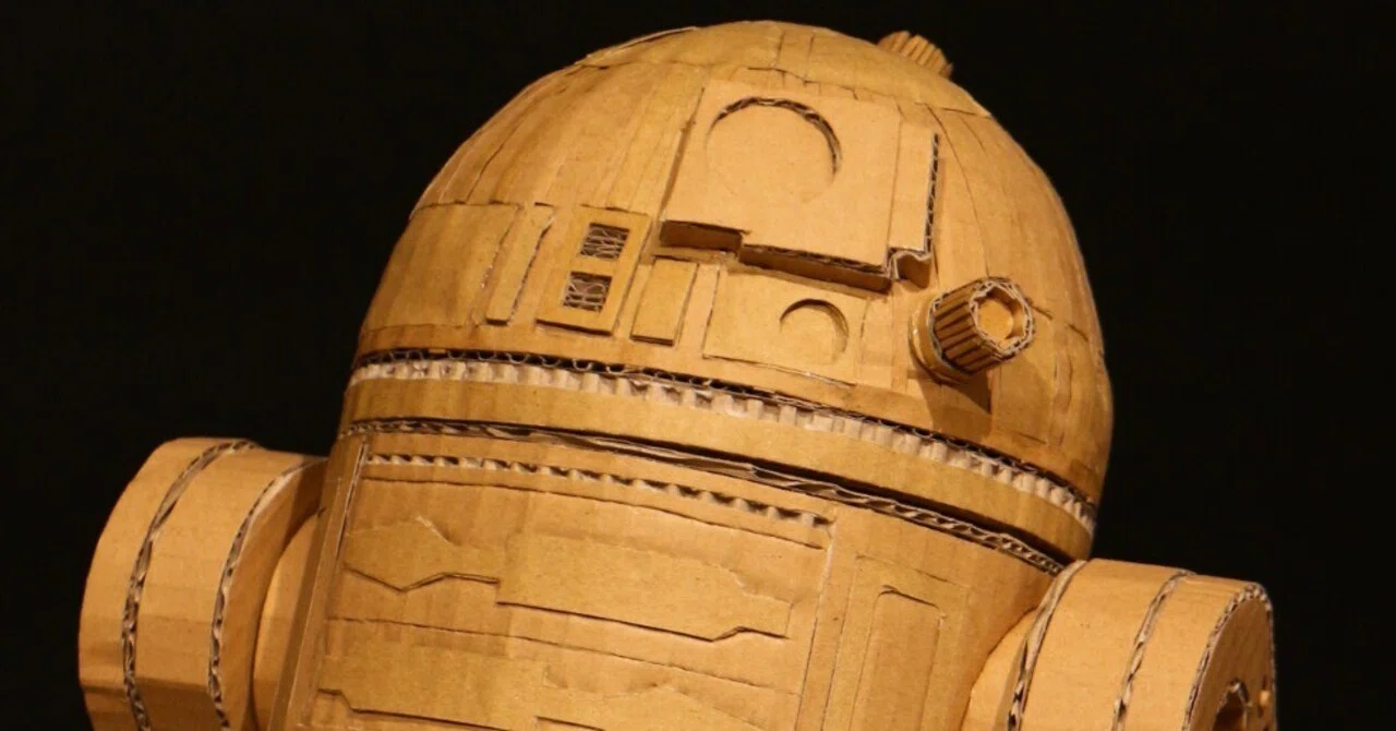 ダンボールで作るR2-D2 / Cardboard R2-D2｜大野萌菜美 / ダンボール女子