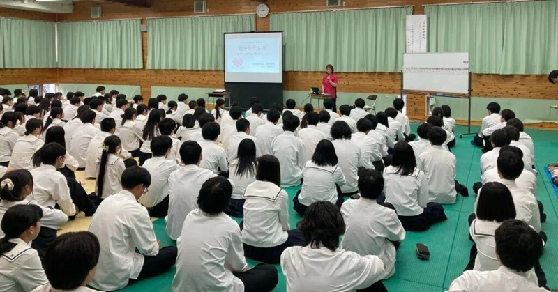 【自分を守り、相手も大切にするために。助産師・浜野先生による命の講演会】海南高校海南校舎