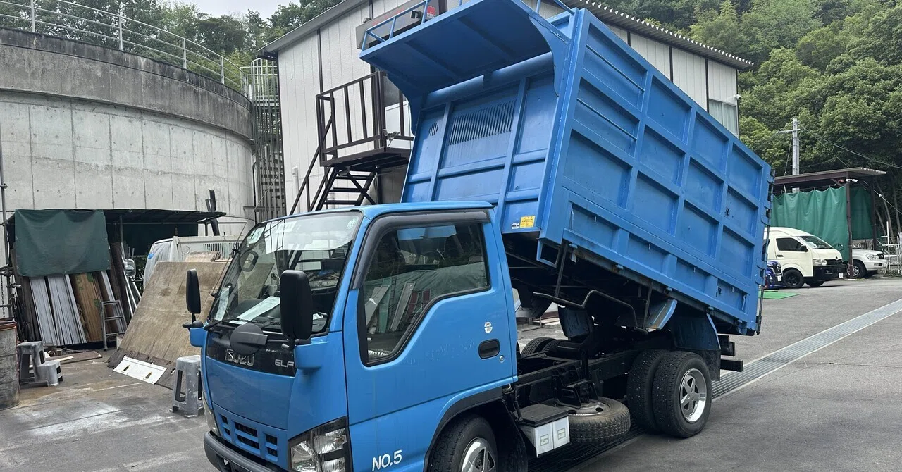 解体、産廃用の深ダンプ、いすゞエルフ2t 走行5万km、5Fが入荷致しまし