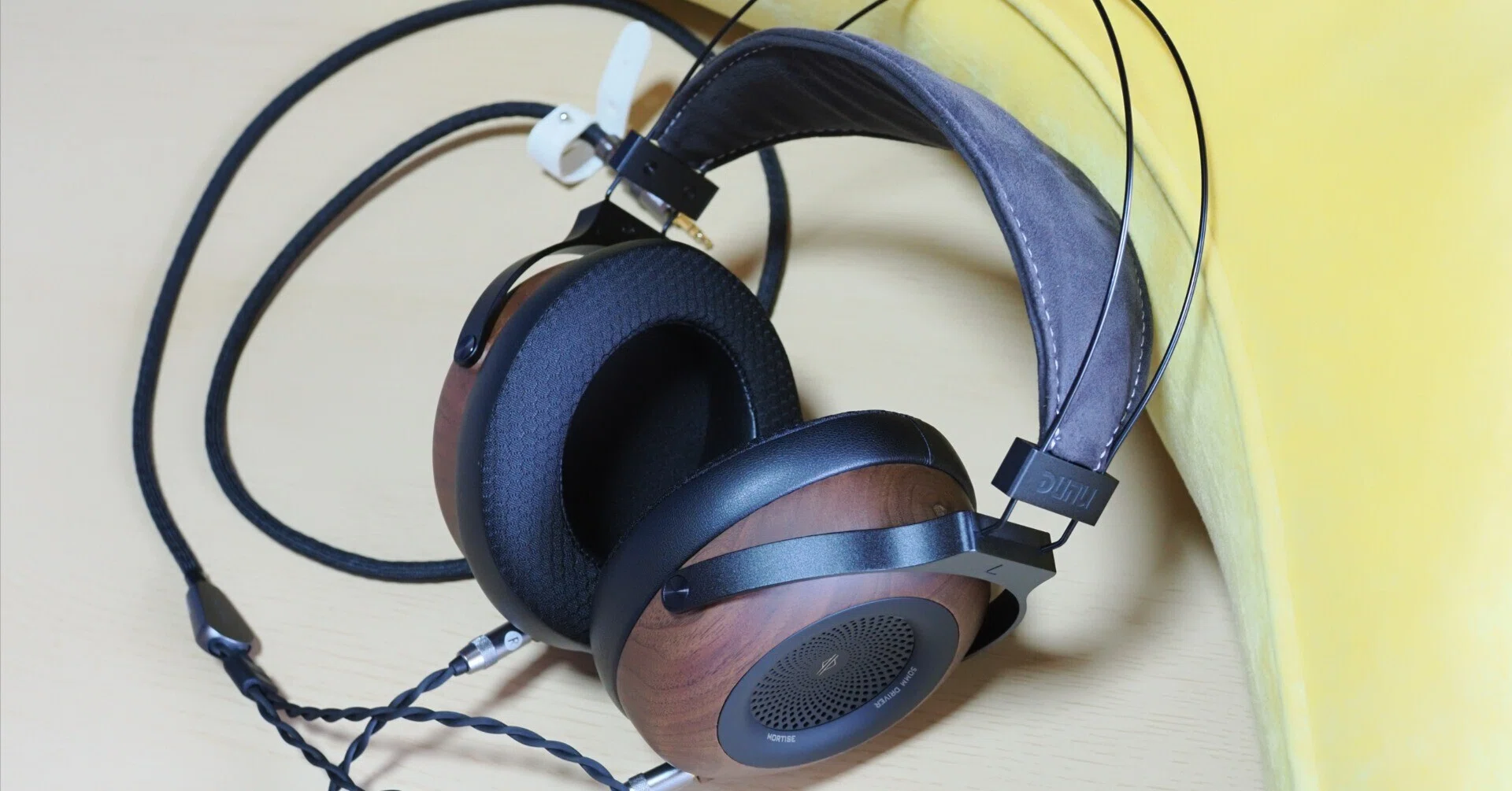 DUNU-TOPSOUND　卯 MORTISE　有線ヘッドフォン 有線ヘッドホン】DUNU 卯 MORTISEを聴いてみた【開放型】｜すみのおと