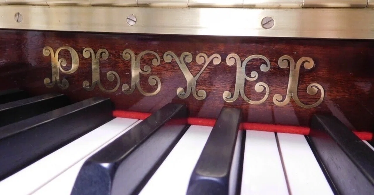 1928年製PLEYELアップライトピアノ Model:9修理日記①｜柿澤輝昌 