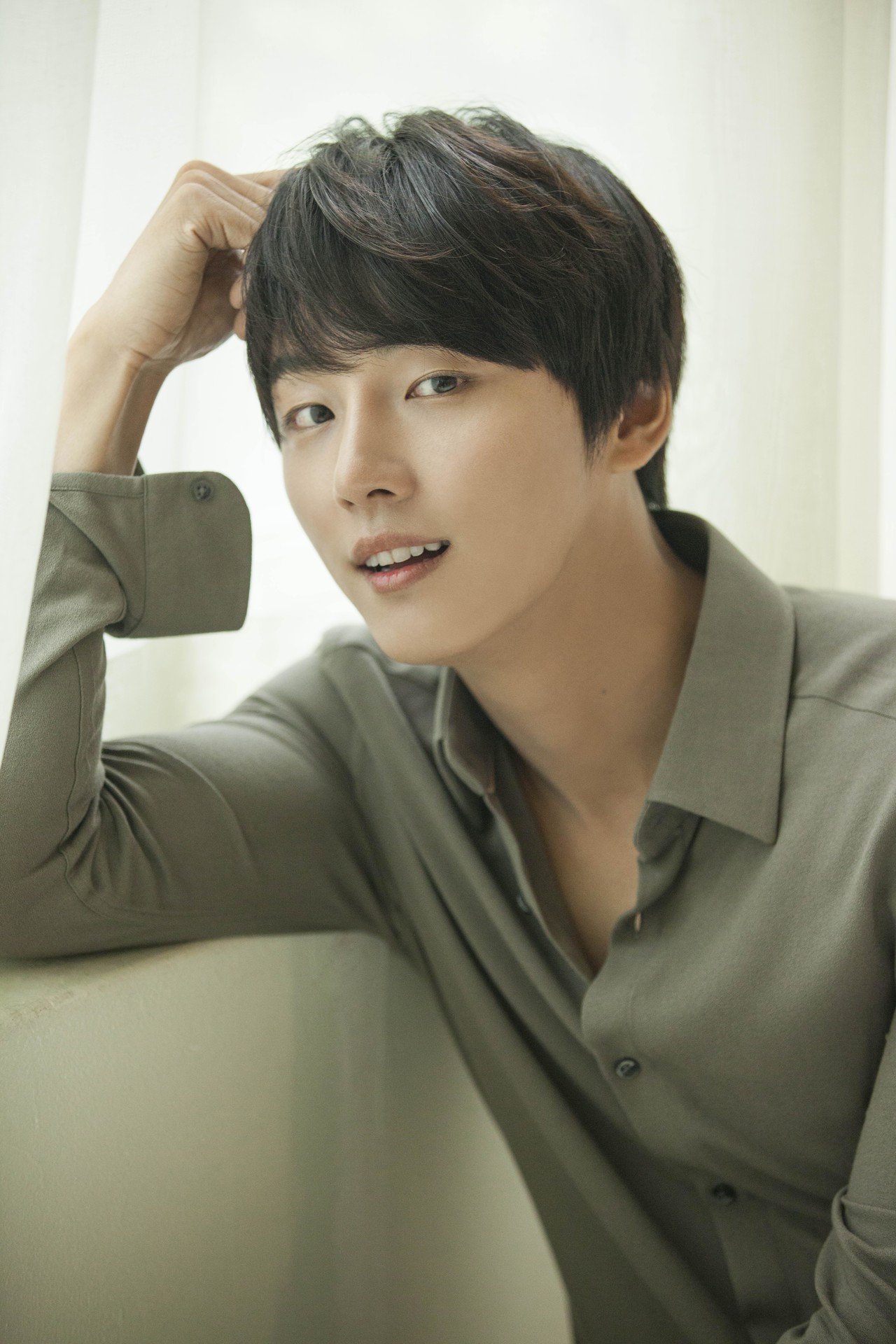 何度見てもハマる韓ドラ 不滅の恋人 主演のユン シユンが 時代劇 の魅力を語る 本がひらく 何度見てもハマる韓ドラ 不滅の恋人 主演のユン シユンが 時代劇 の魅力を語る 本がひらく