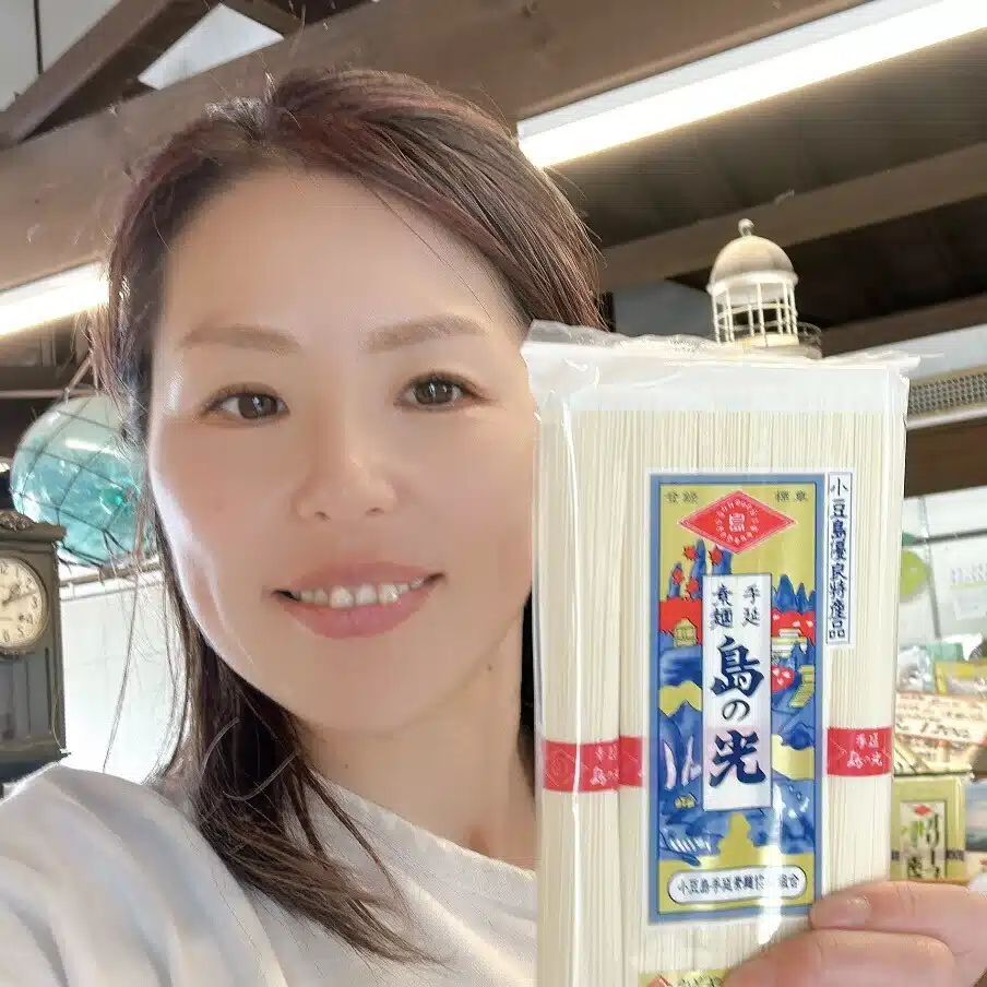 小豆島のお喋りなお土産屋さん｜真弓